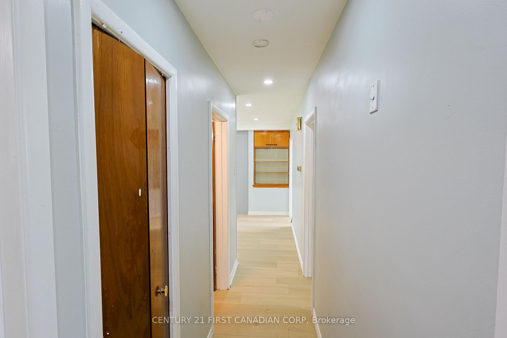 Photo 17 of Unit Upper, 268 Burlington Crescent, London, South J — HOMEH