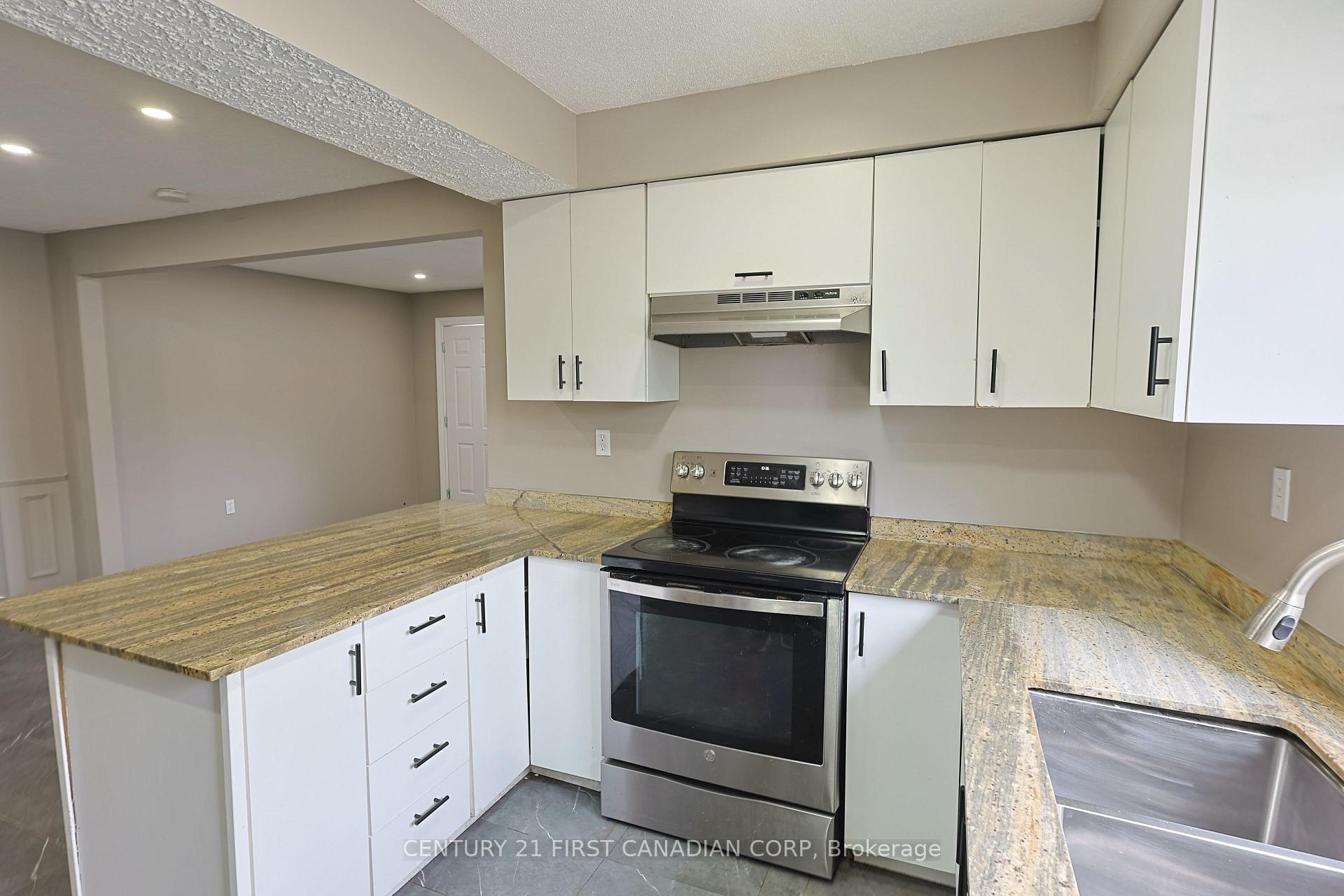 Photo 4 of Unit Upper Unit, 1775 Oxford Street E, London, East H — HOMEH