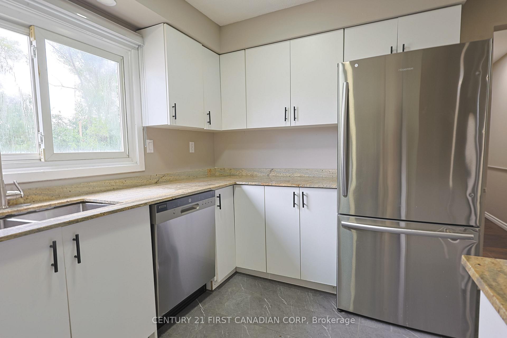 Photo 6 of Unit Upper Unit, 1775 Oxford Street E, London, East H — HOMEH