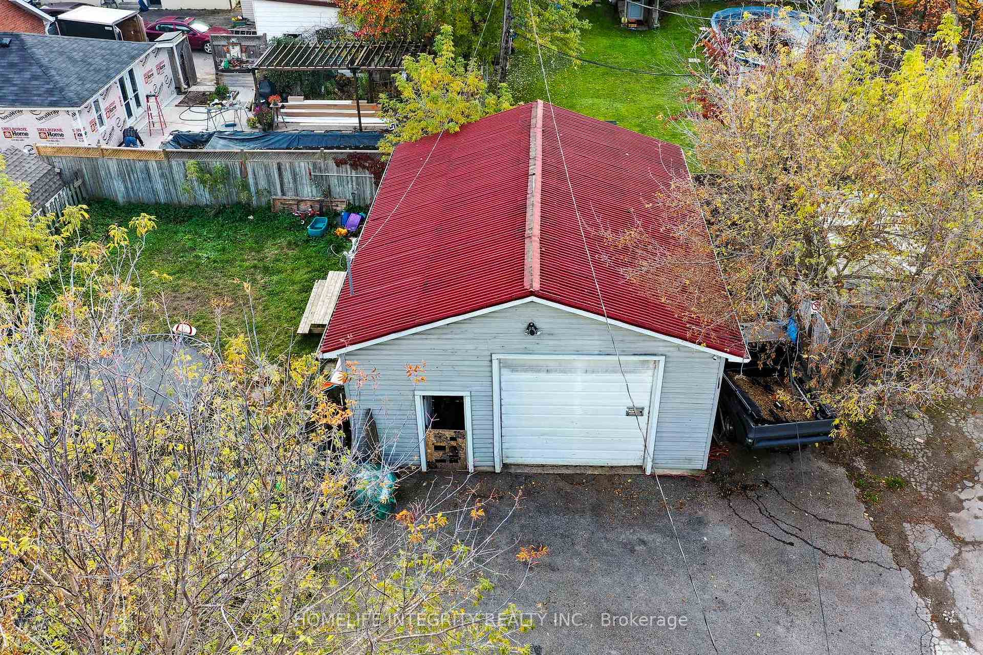 Photo 4 of 60 William Street, Orangeville — HOMEH