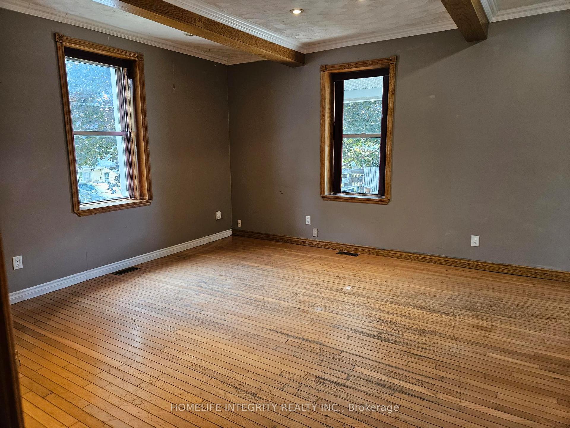 Photo 17 of 60 William Street, Orangeville — HOMEH