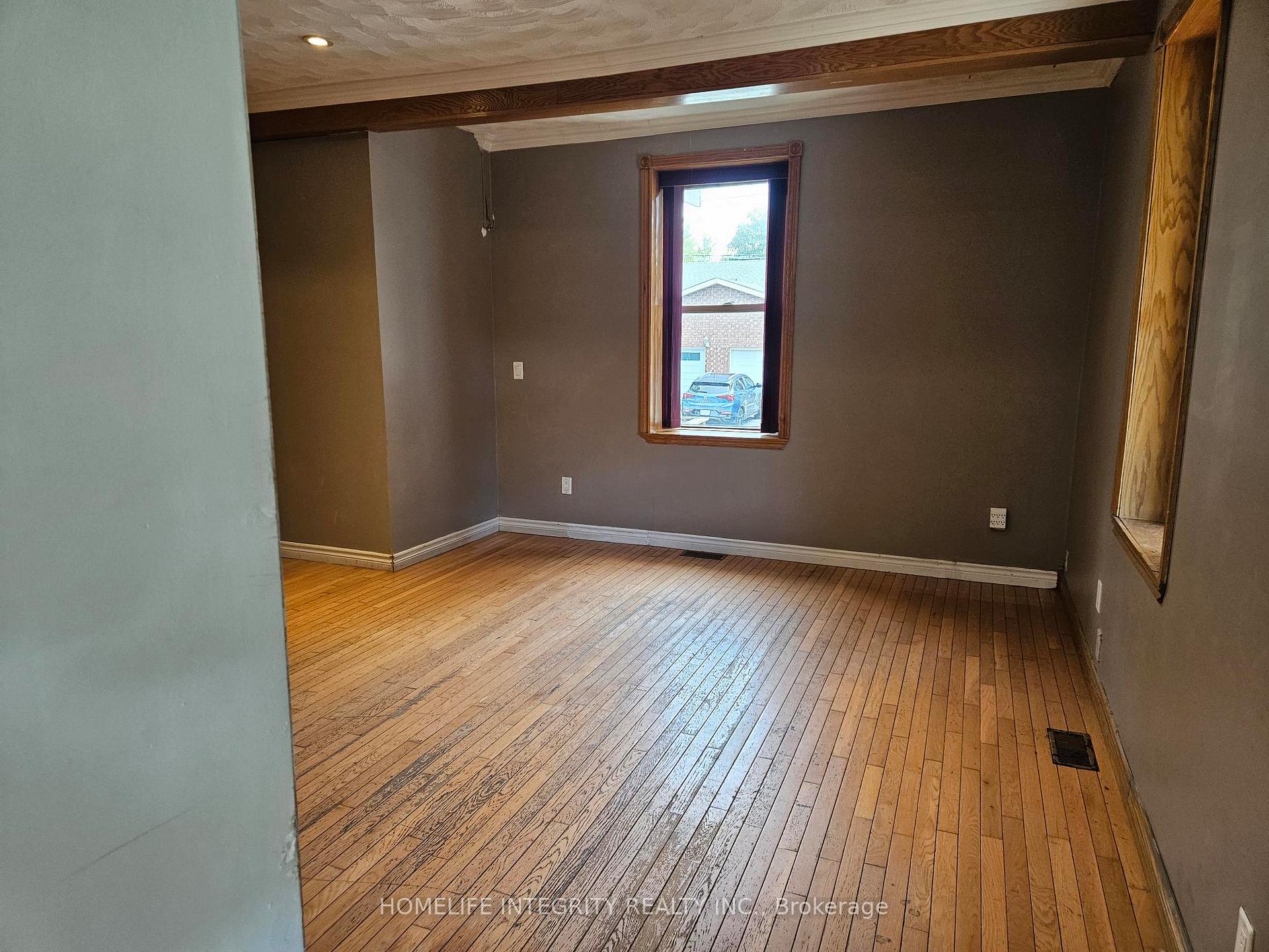 Photo 19 of 60 William Street, Orangeville — HOMEH