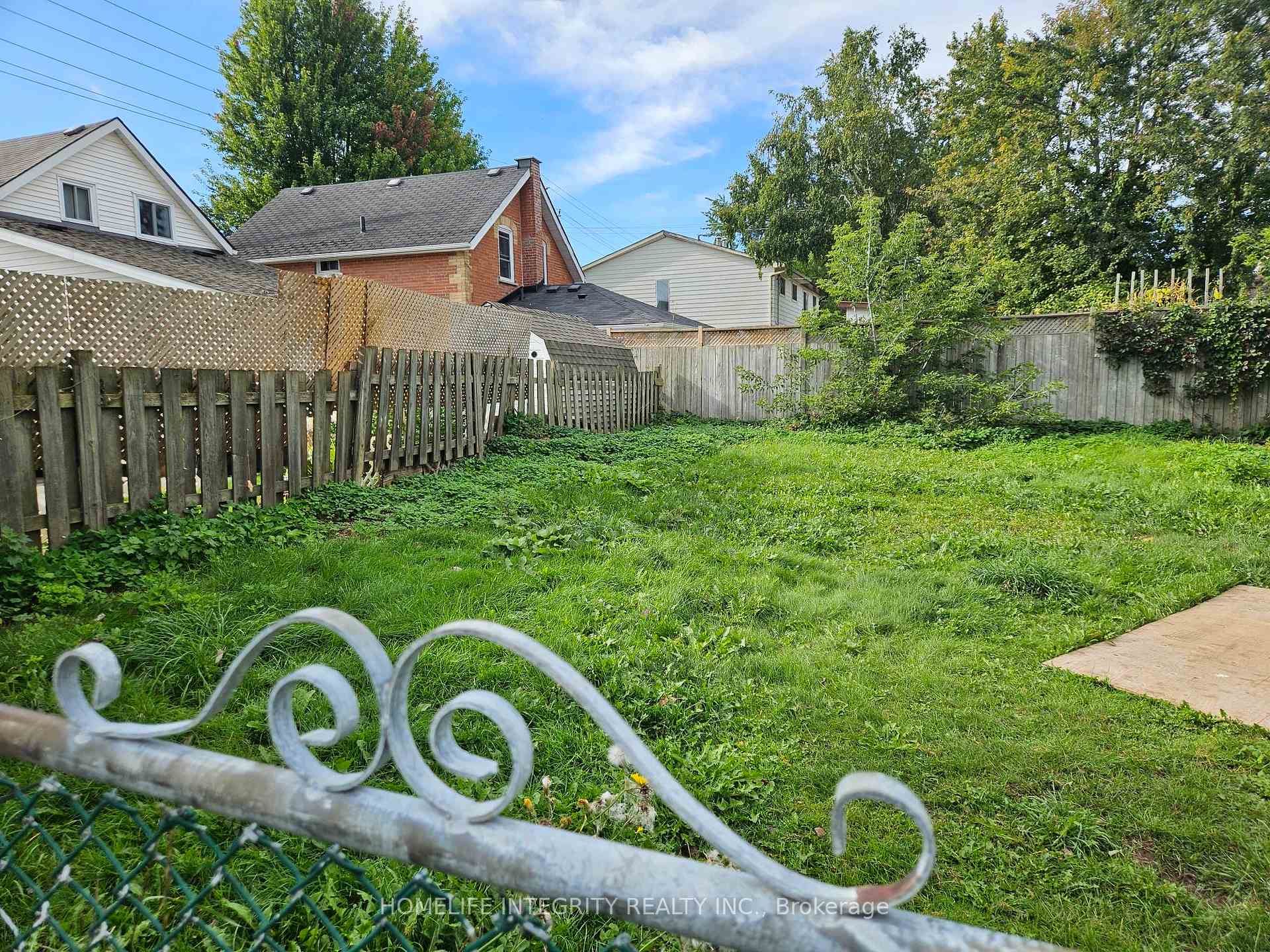 Photo 37 of 60 William Street, Orangeville — HOMEH