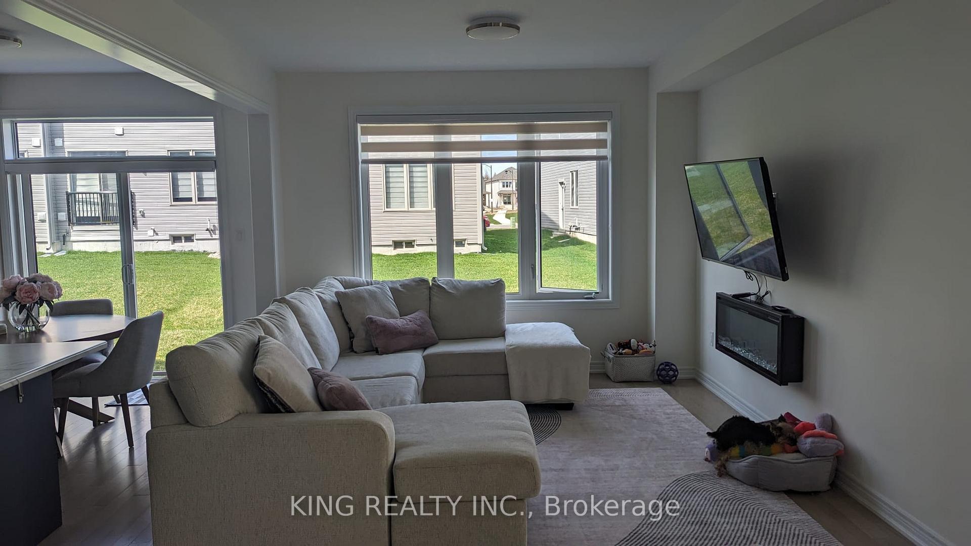 Photo 3 of 721 Potawatomi Crescent, Shelburne — HOMEH