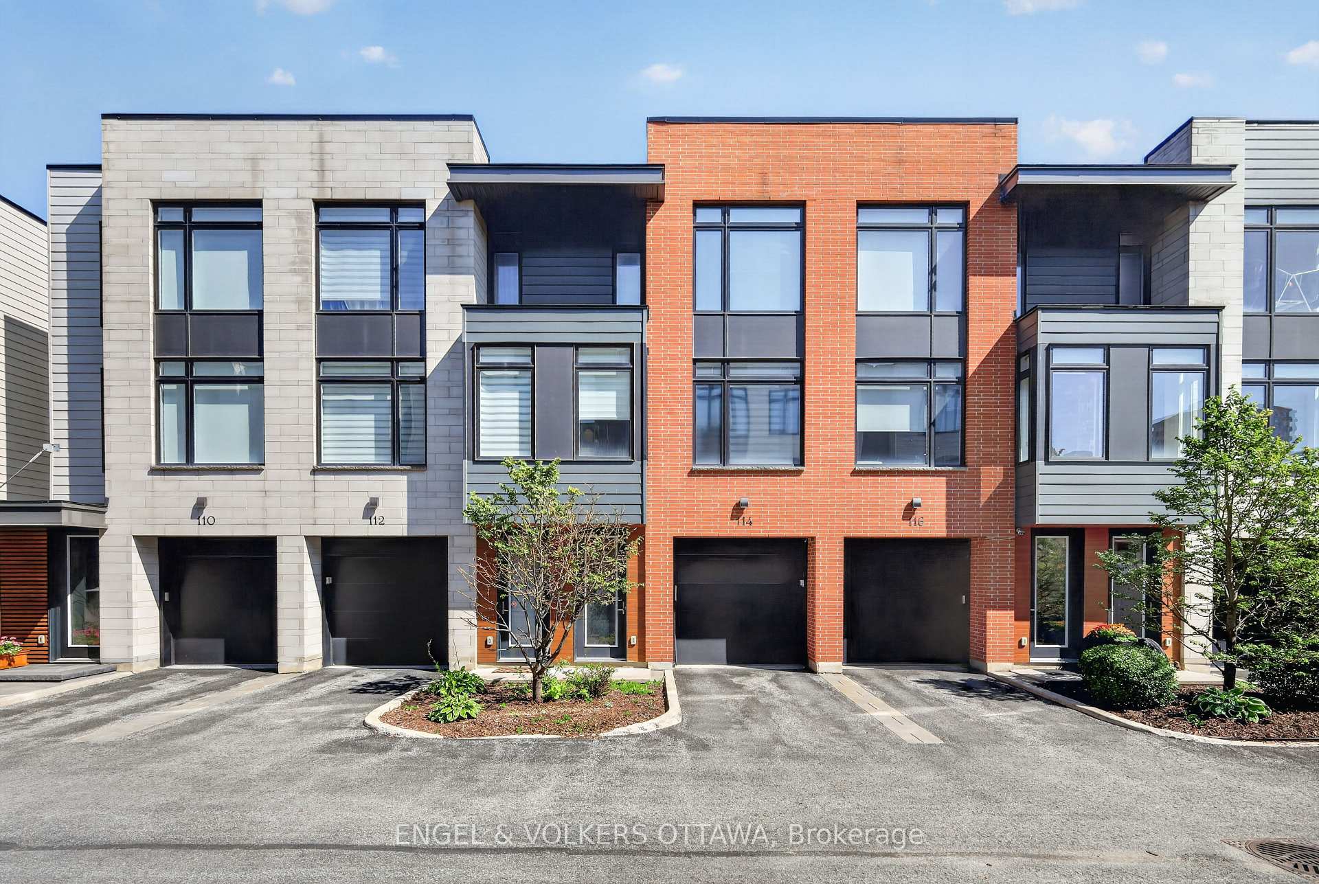 Photo of 114 Jemruss Private