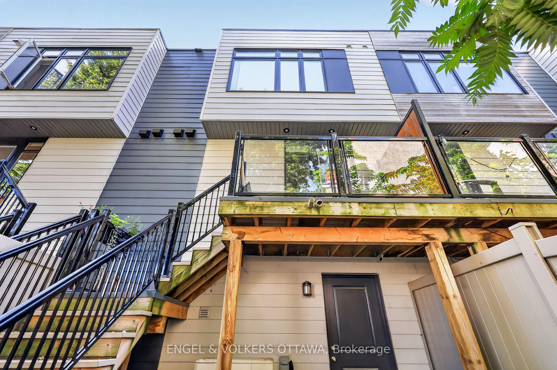 Photo 36 of 114 Jemruss Private, Ottawa, West Centre Town — HOMEH