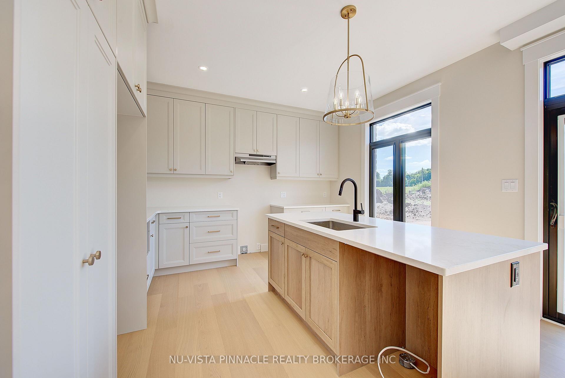Photo 16 of 77 Basil Crescent, Middlesex Centre, Ilderton — HOMEH