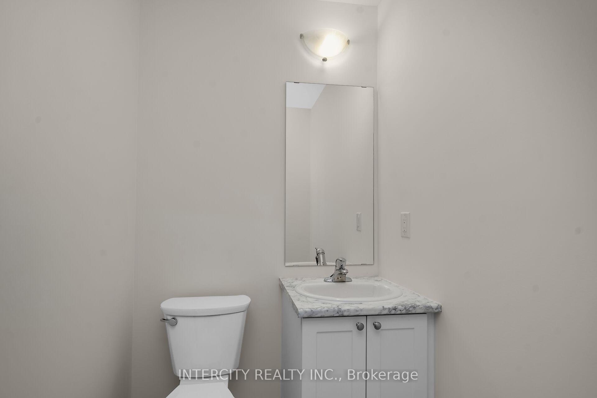 Photo 17 of Unit Blk 7 Unit 3, 100 Walden Drive, Shelburne — HOMEH