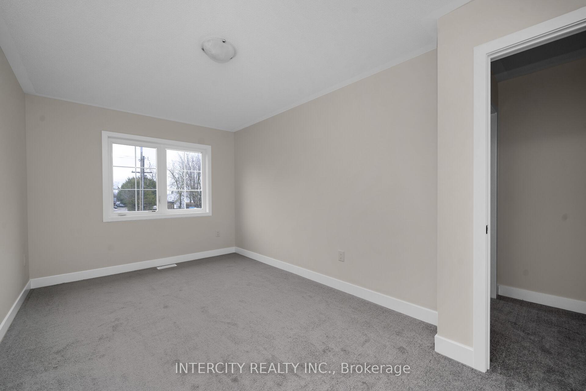 Photo 19 of Unit Blk 7 Unit 3, 100 Walden Drive, Shelburne — HOMEH