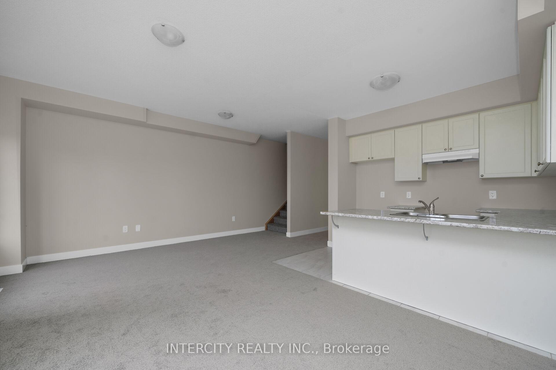 Photo 8 of Unit Blk 7 Unit 2, 102 Walden Drive, Shelburne — HOMEH