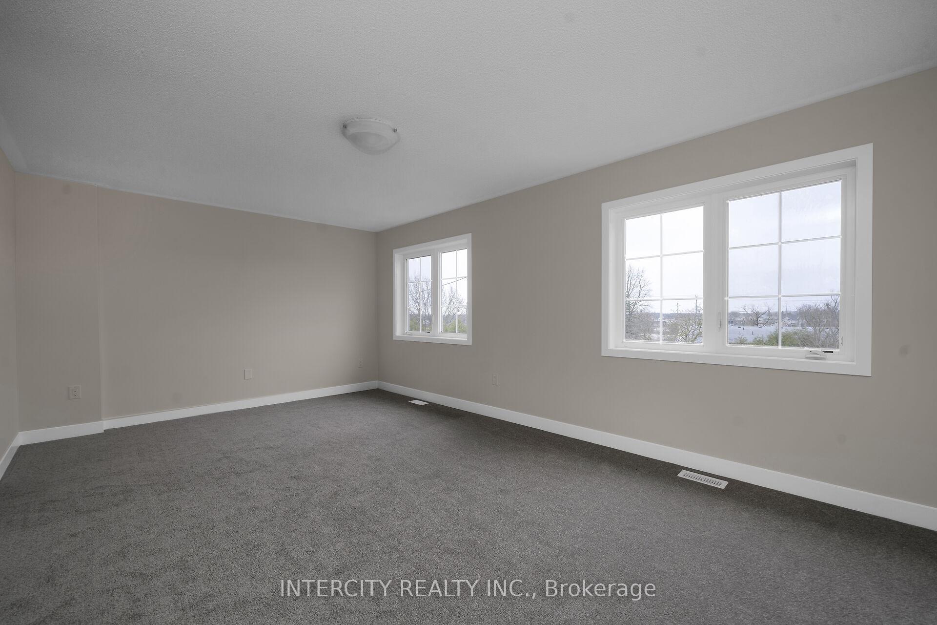 Photo 16 of Unit Blk 7 Unit 2, 102 Walden Drive, Shelburne — HOMEH