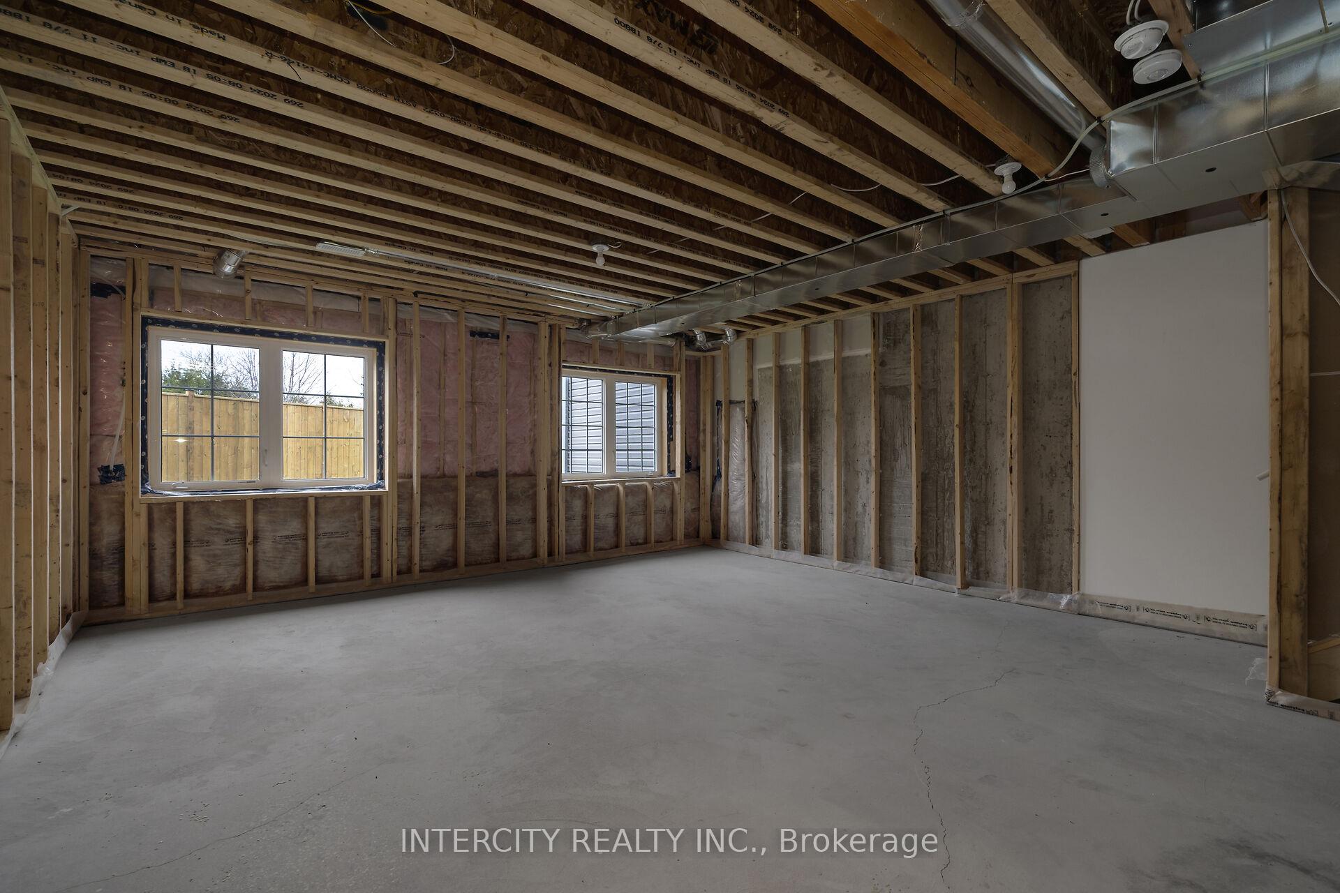 Photo 27 of Unit Blk 7 Unit 2, 102 Walden Drive, Shelburne — HOMEH