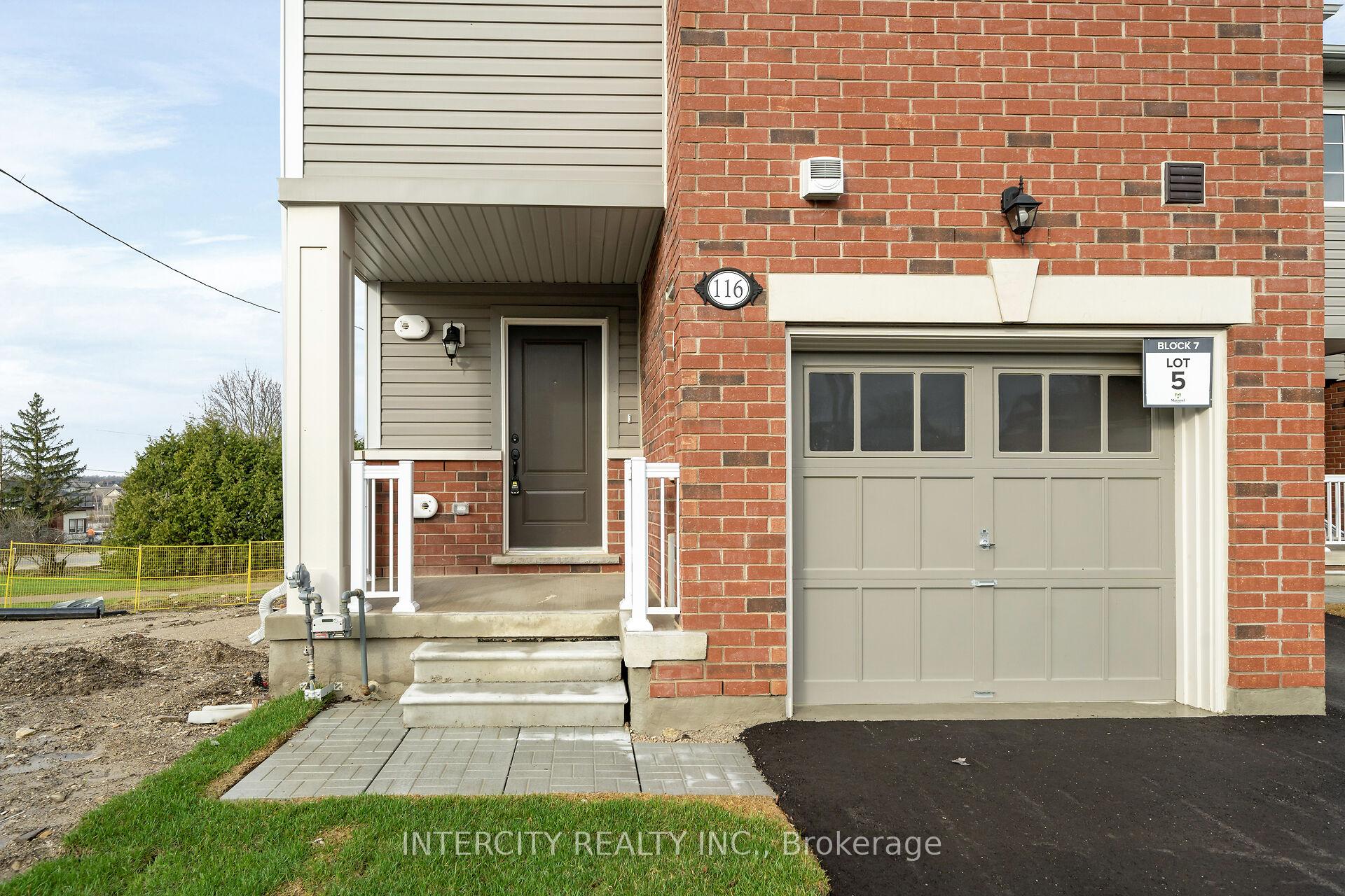 Photo 2 of Unit Blk 7 Unit 5, 116 Gordon Street, Shelburne — HOMEH