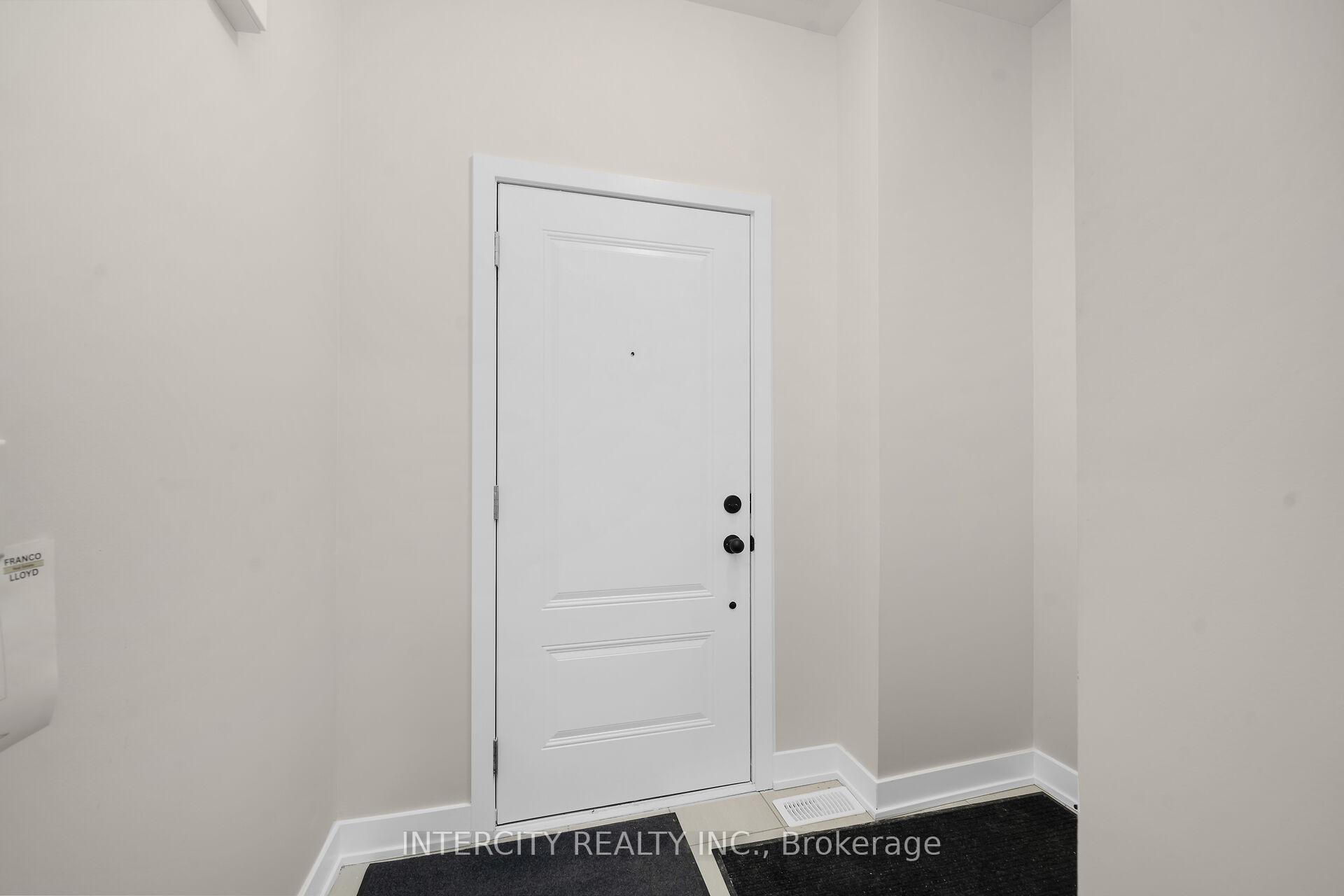 Photo 3 of Unit Blk 7 Unit 5, 116 Gordon Street, Shelburne — HOMEH