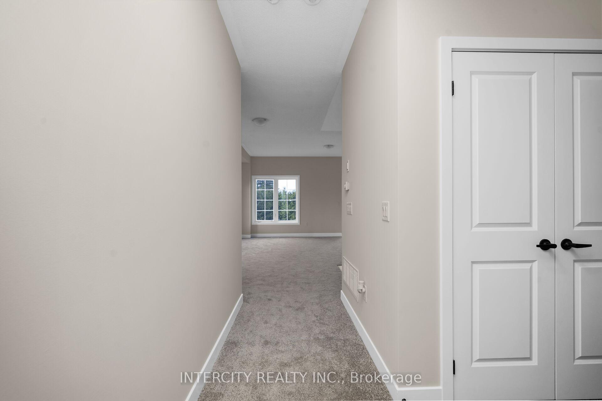 Photo 4 of Unit Blk 7 Unit 5, 116 Gordon Street, Shelburne — HOMEH