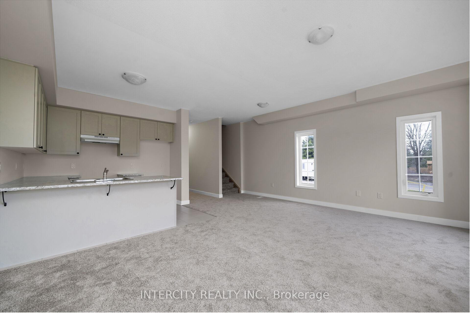 Photo 8 of Unit Blk 7 Unit 5, 116 Gordon Street, Shelburne — HOMEH