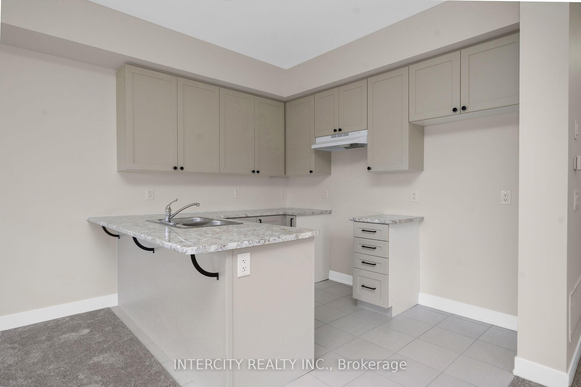 Photo 9 of Unit Blk 7 Unit 5, 116 Gordon Street, Shelburne — HOMEH