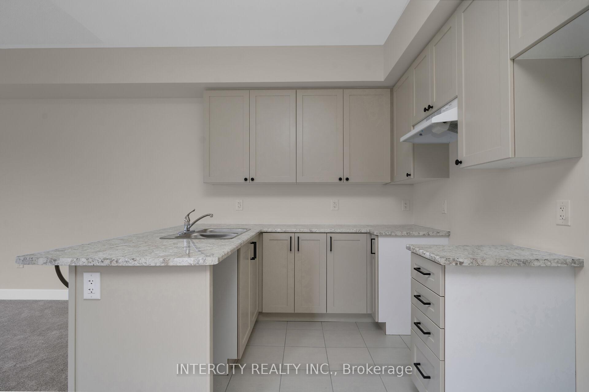 Photo 10 of Unit Blk 7 Unit 5, 116 Gordon Street, Shelburne — HOMEH