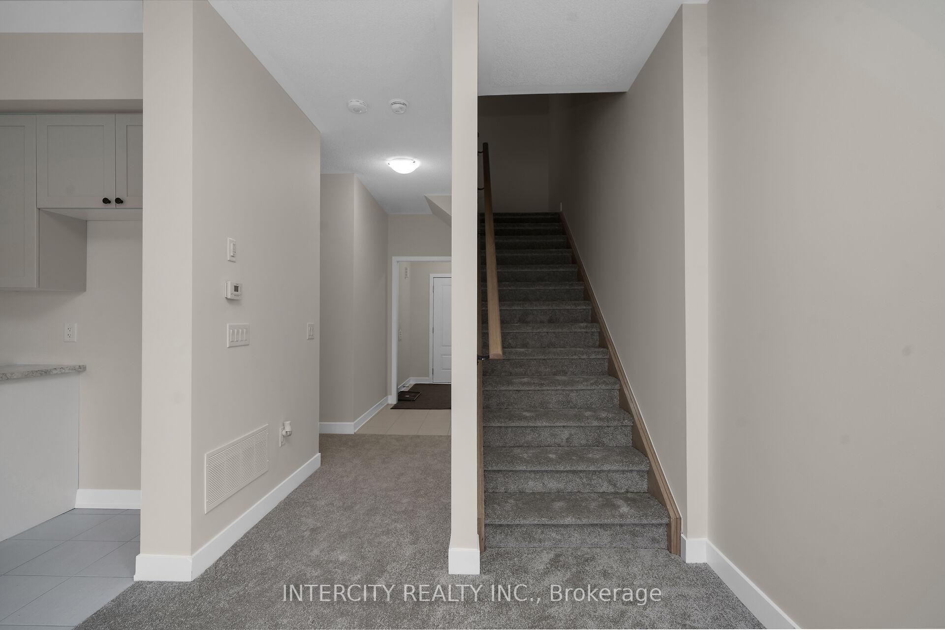 Photo 14 of Unit Blk 7 Unit 5, 116 Gordon Street, Shelburne — HOMEH