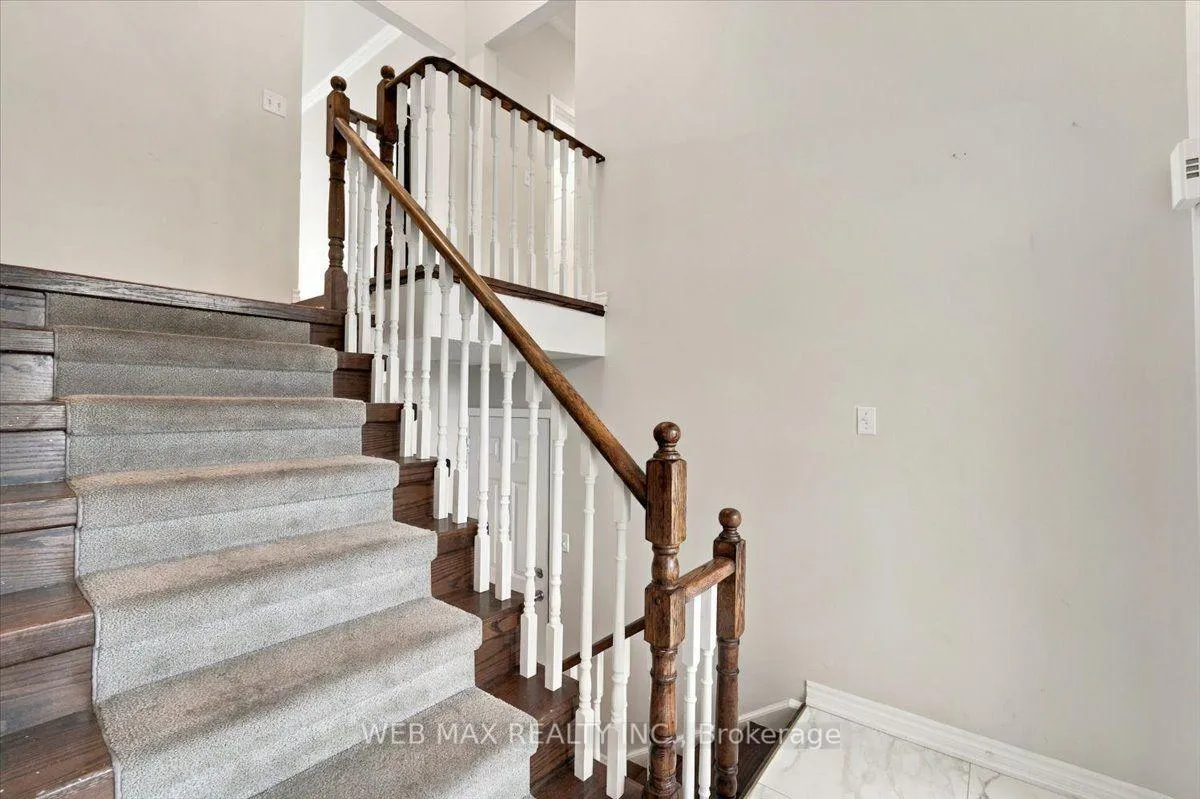 Photo 13 of 7 Dudley Court, Clarington, Courtice — HOMEH