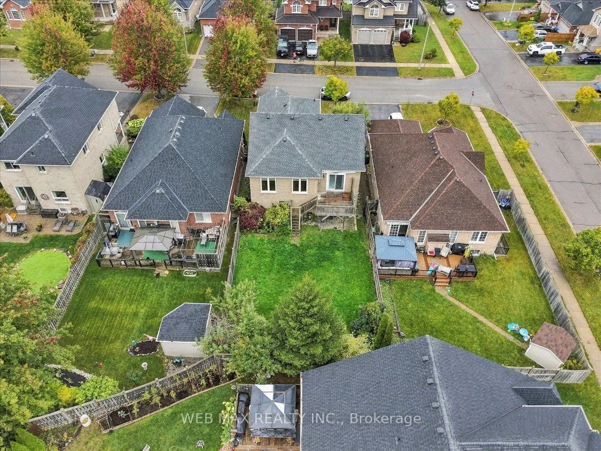Photo 37 of 7 Dudley Court, Clarington, Courtice — HOMEH