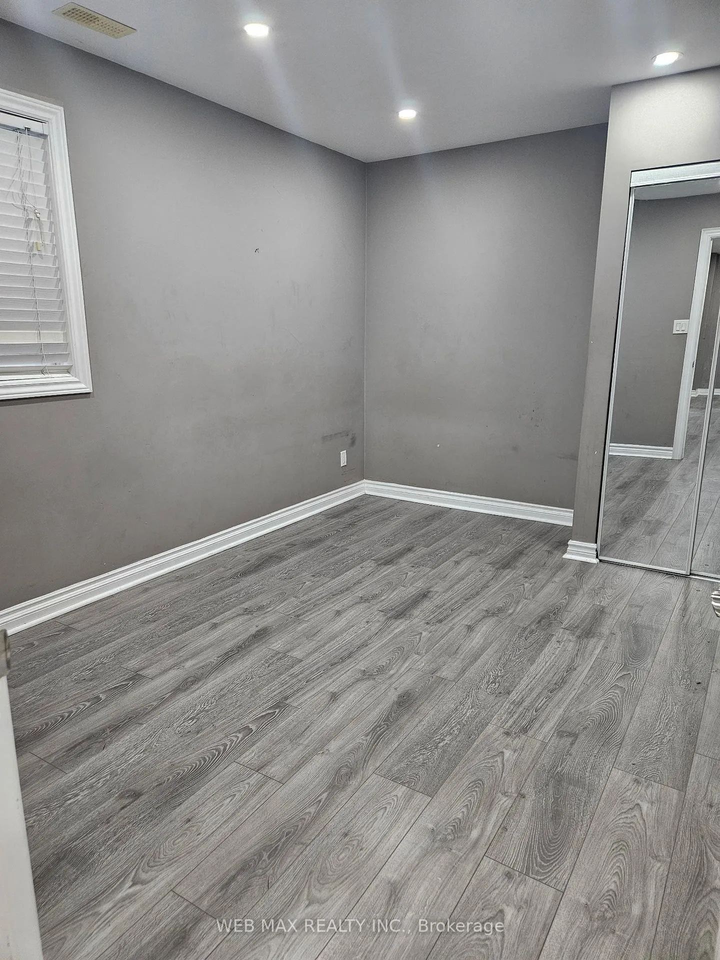 Photo 41 of 7 Dudley Court, Clarington, Courtice — HOMEH