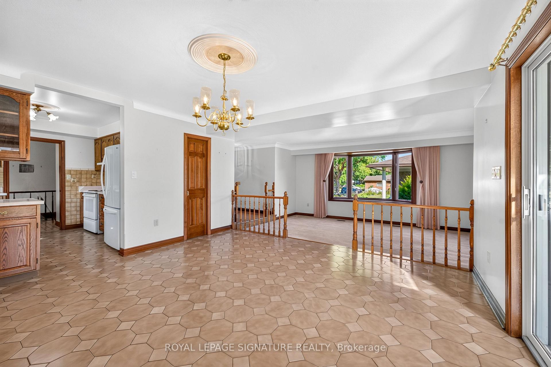 Photo 13 of 6065 Saint Anthony Crescent, Niagara Falls, Church's Lane — HOMEH
