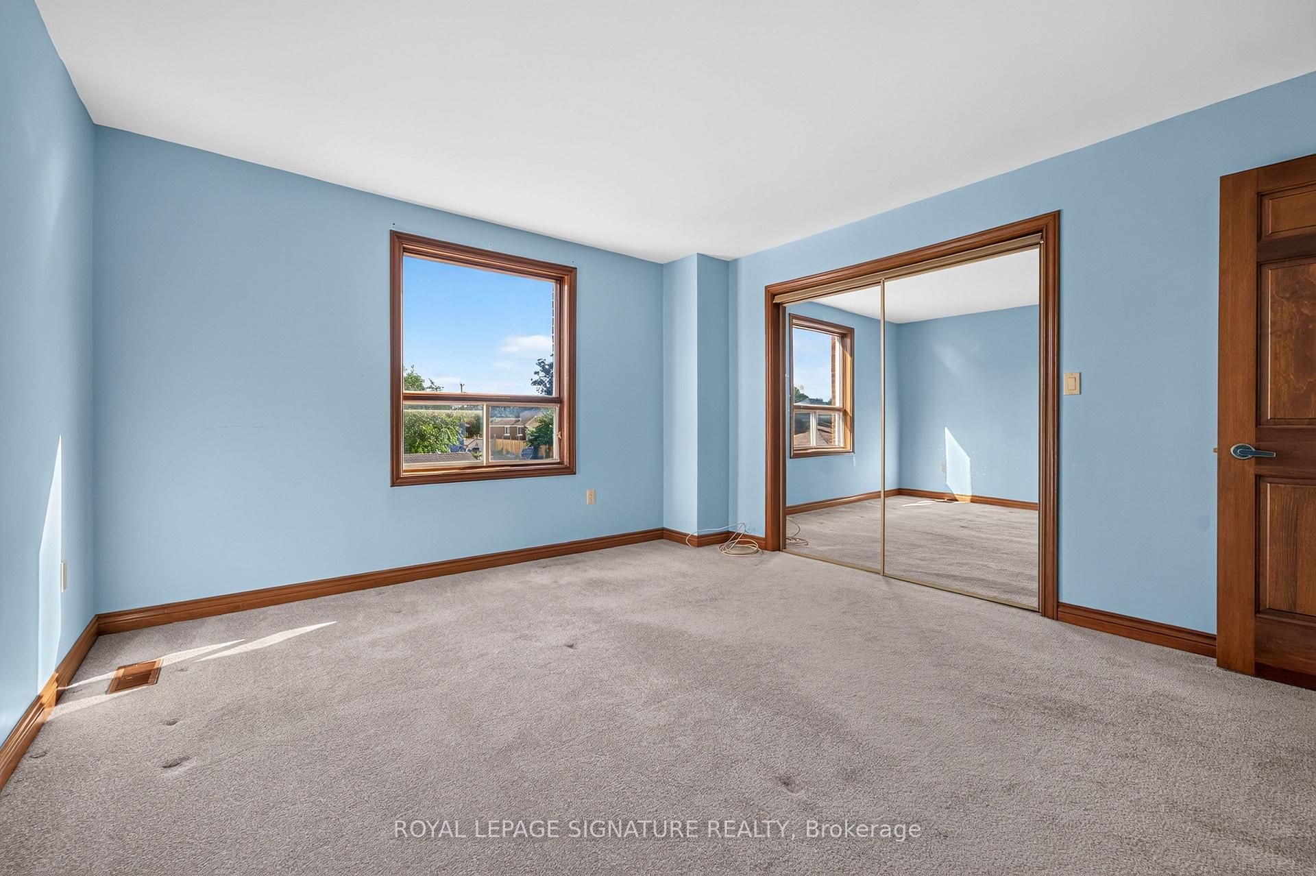 Photo 17 of 6065 Saint Anthony Crescent, Niagara Falls, Church's Lane — HOMEH