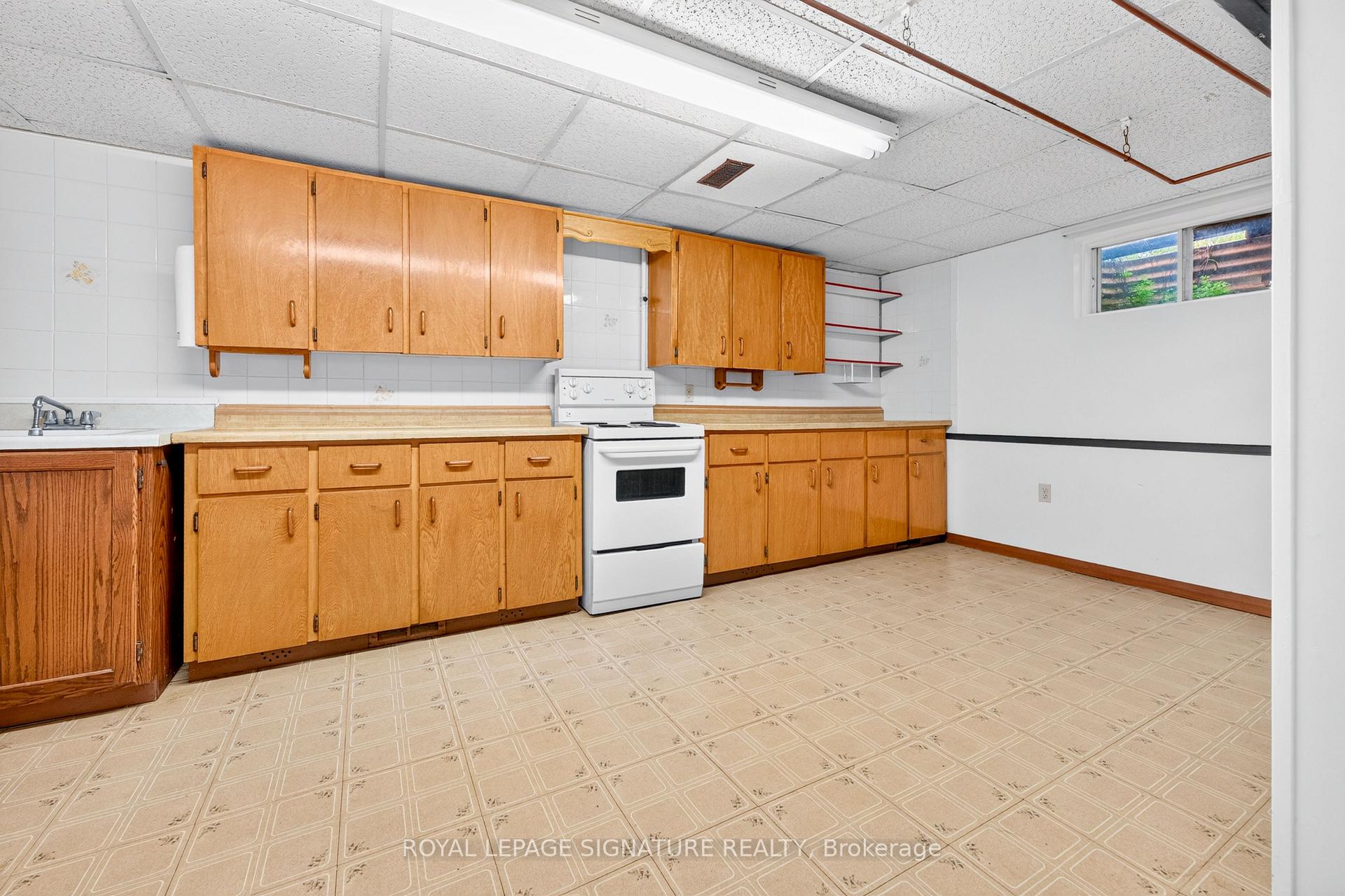 Photo 26 of 6065 Saint Anthony Crescent, Niagara Falls, Church's Lane — HOMEH