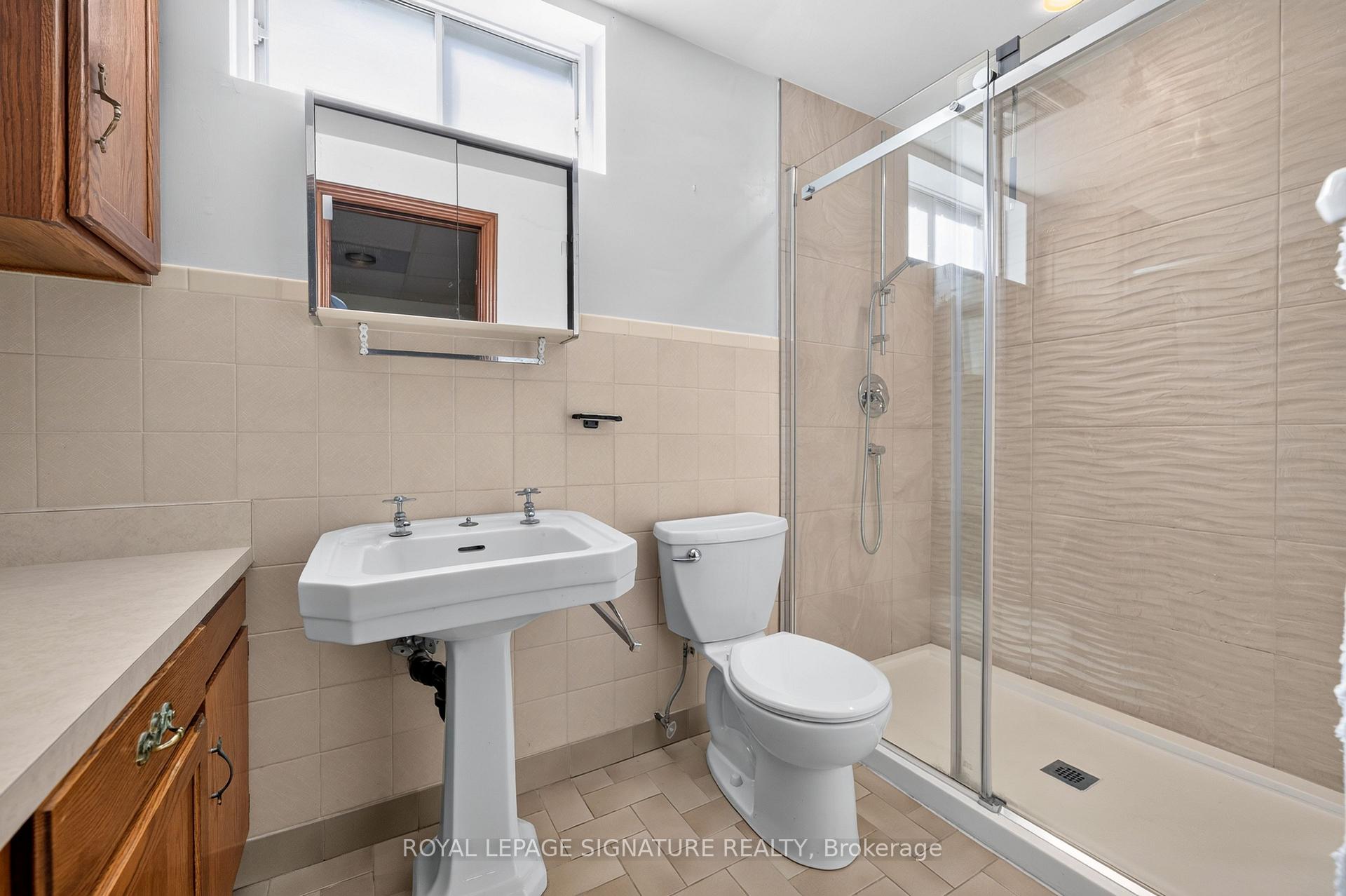 Photo 29 of 6065 Saint Anthony Crescent, Niagara Falls, Church's Lane — HOMEH
