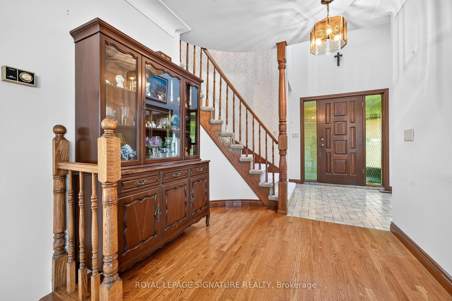 Photo 16 of 6065 Saint Anthony Crescent, Niagara Falls, Church's Lane — HOMEH