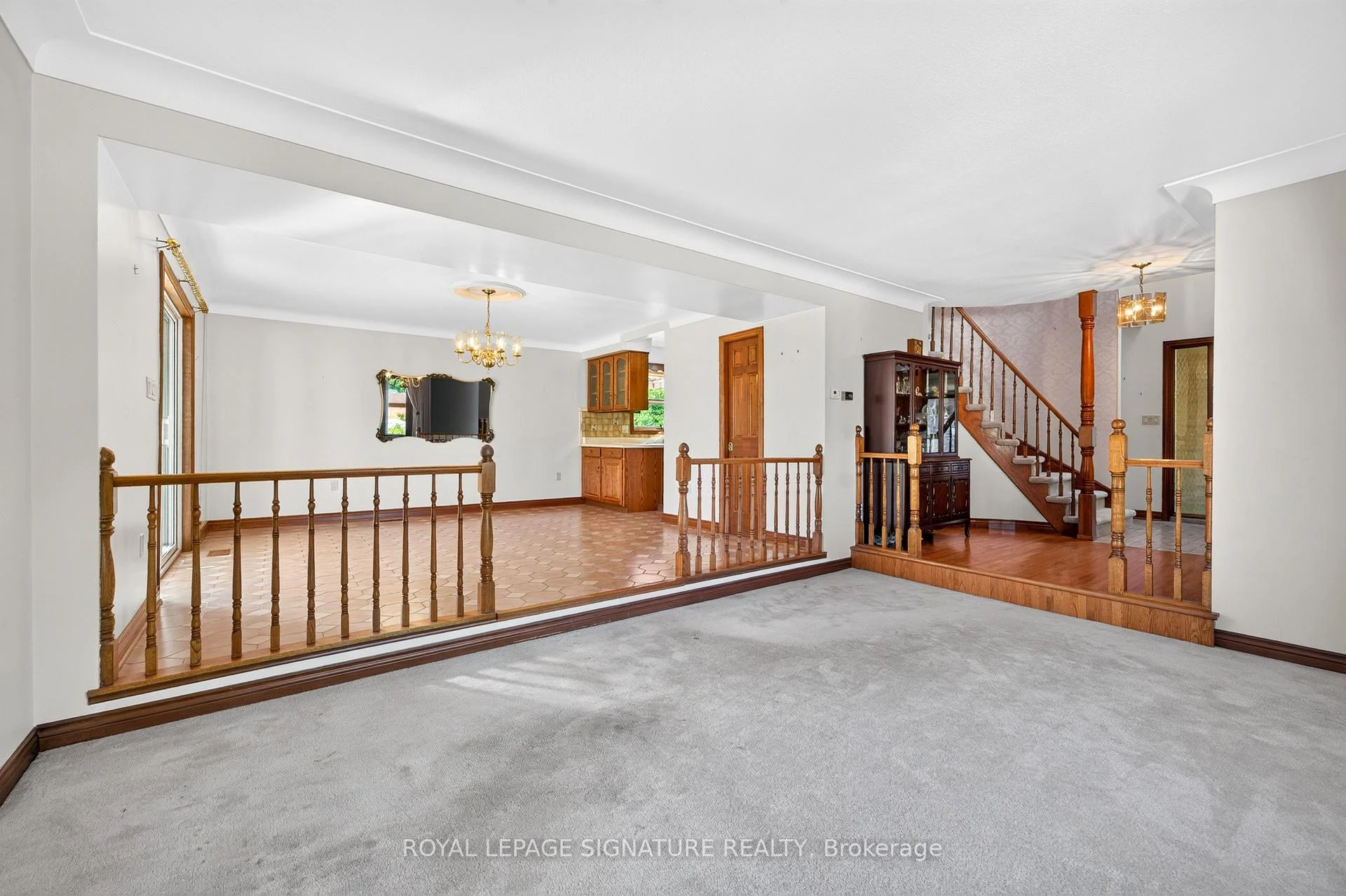 Photo 18 of 6065 Saint Anthony Crescent, Niagara Falls, Church's Lane — HOMEH