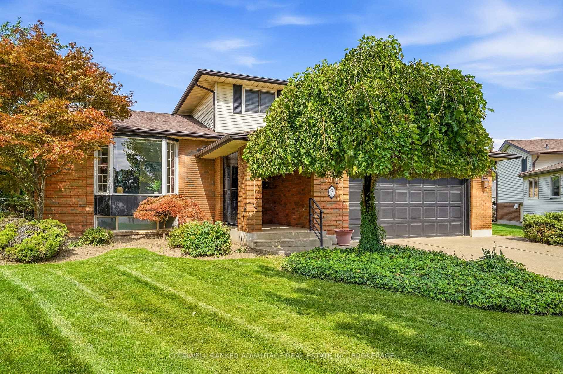 Photo 4 of 7 Lee Crescent, Thorold, Confederation Heights — HOMEH