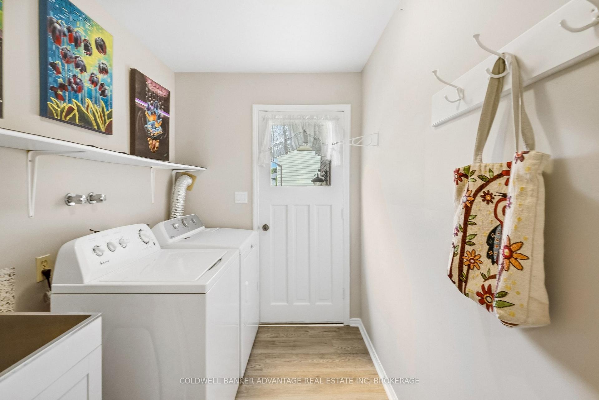Photo 23 of 7 Lee Crescent, Thorold, Confederation Heights — HOMEH