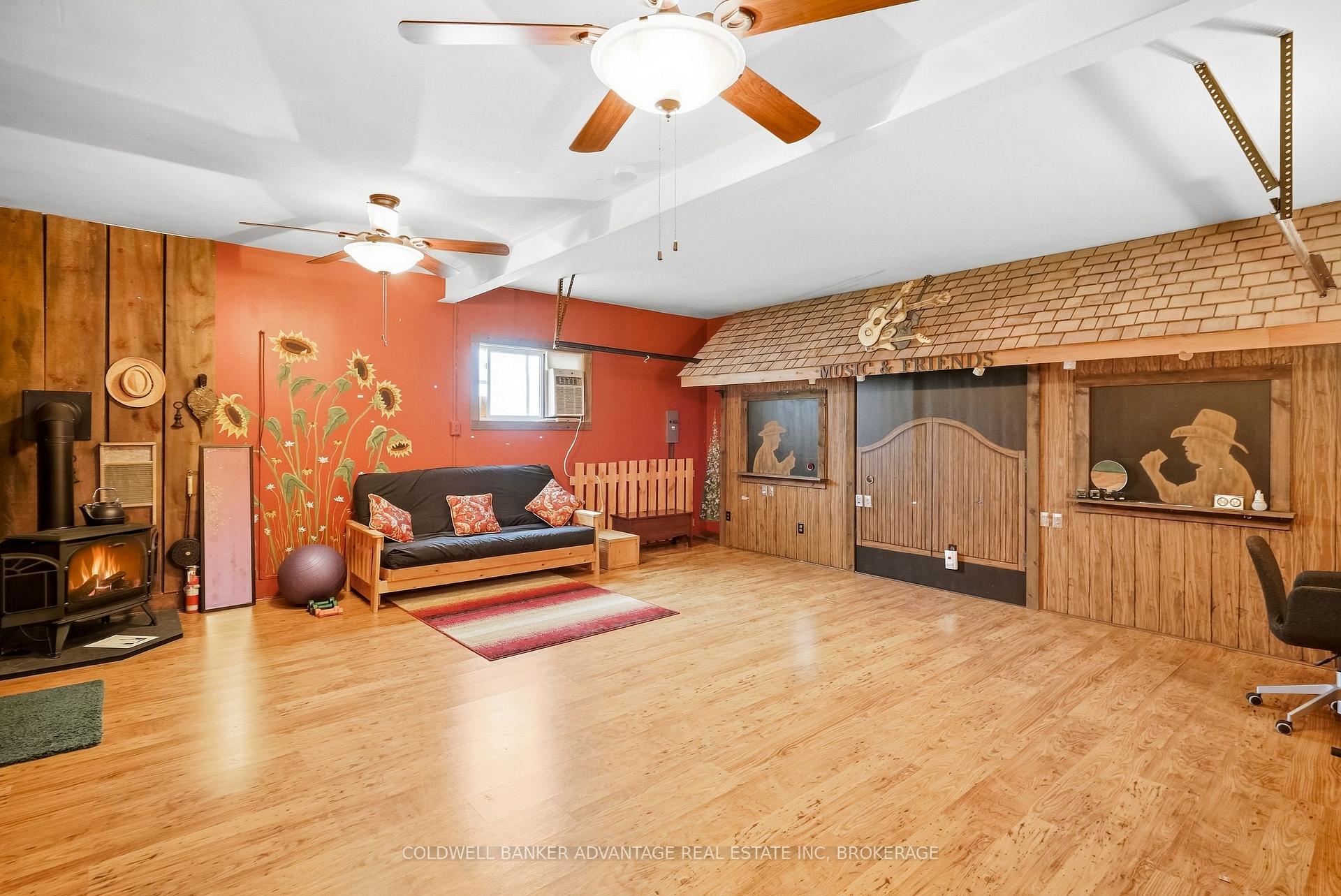 Photo 26 of 7 Lee Crescent, Thorold, Confederation Heights — HOMEH