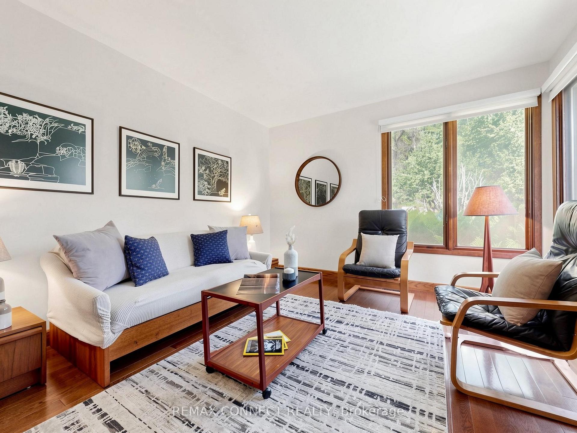 Photo 13 of 90 Sylvan Avenue, Scarborough, Scarborough Village — HOMEH
