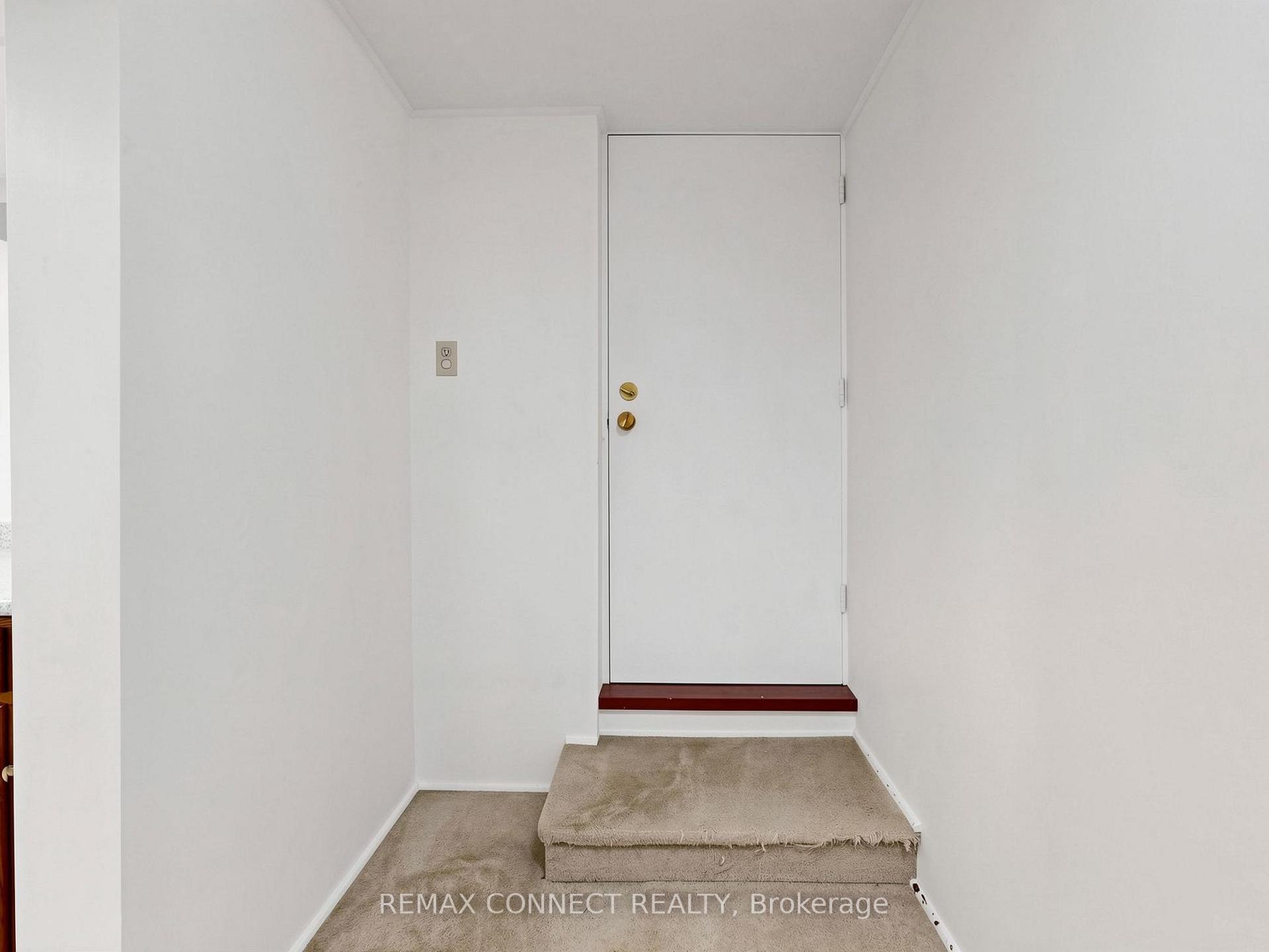Photo 31 of 90 Sylvan Avenue, Scarborough, Scarborough Village — HOMEH
