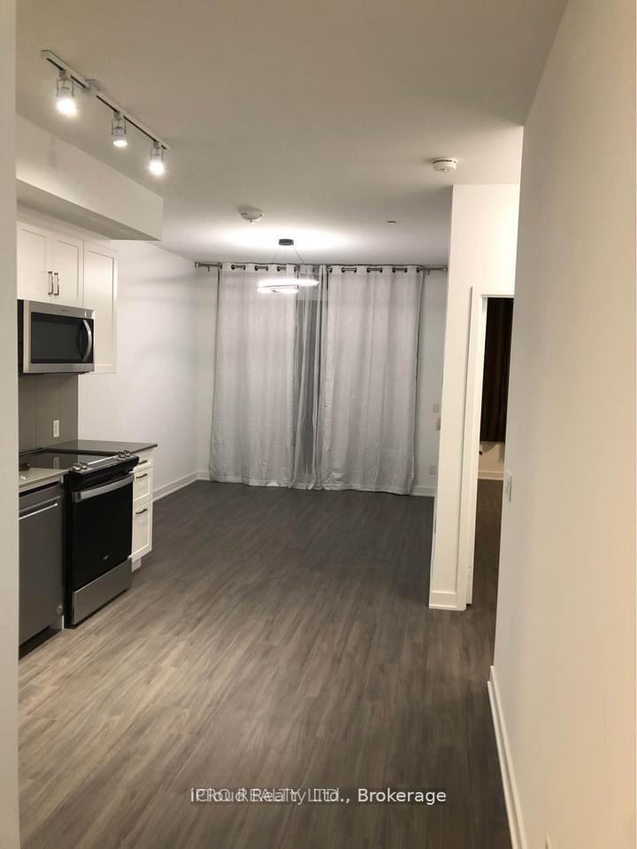 Photo 3 of Unit 103, 681 Yonge Street, Barrie, Painswick South — HOMEH