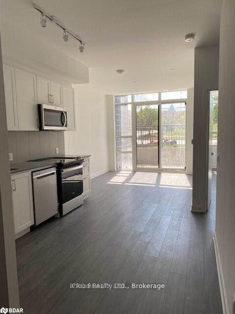 Photo 5 of Unit 103, 681 Yonge Street, Barrie, Painswick South — HOMEH