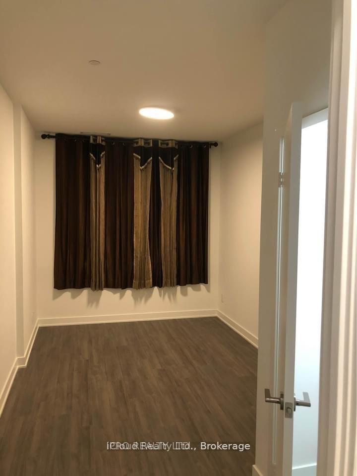 Photo 9 of Unit 103, 681 Yonge Street, Barrie, Painswick South — HOMEH