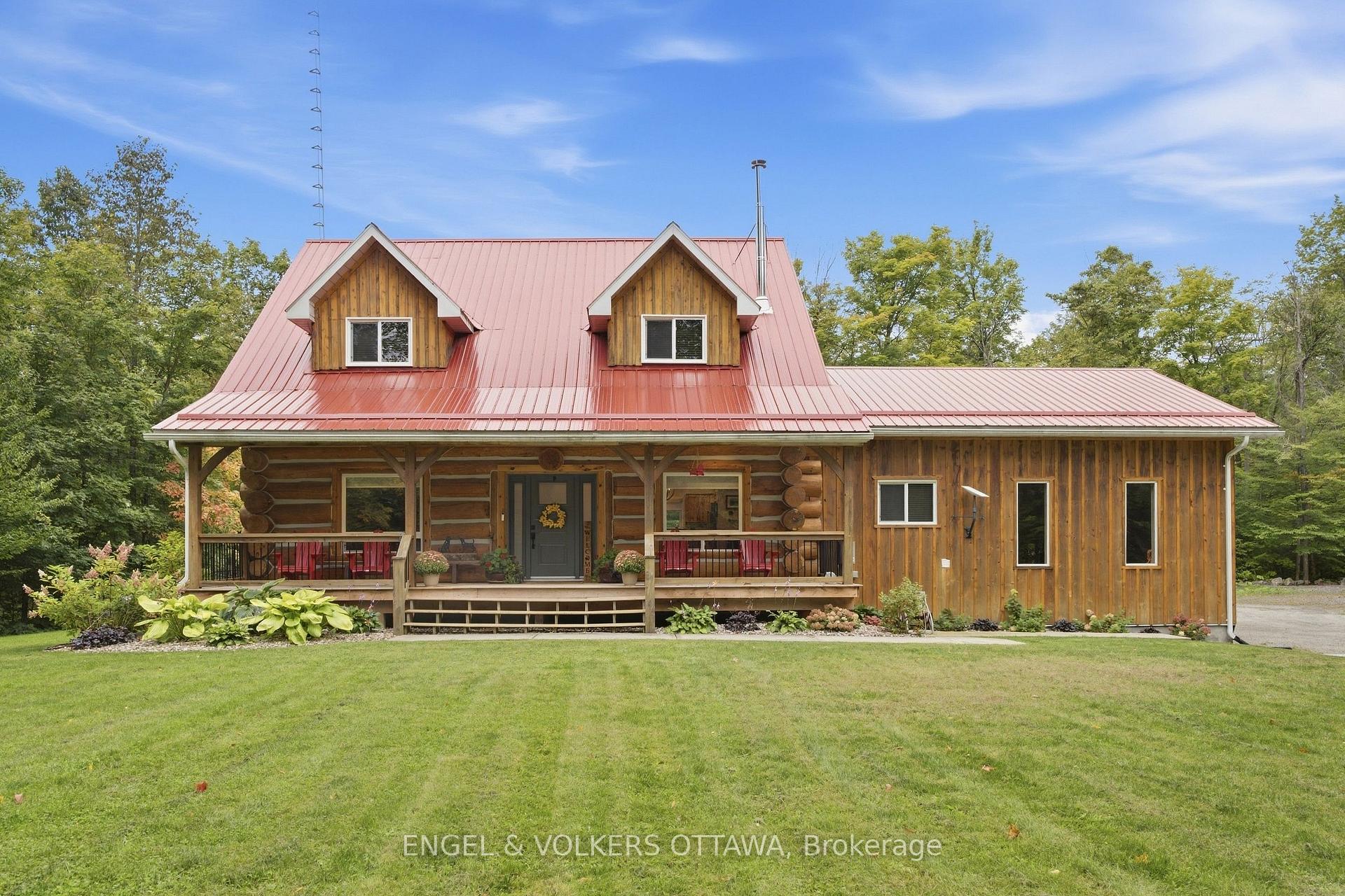 Photo of 935 Kippen Road