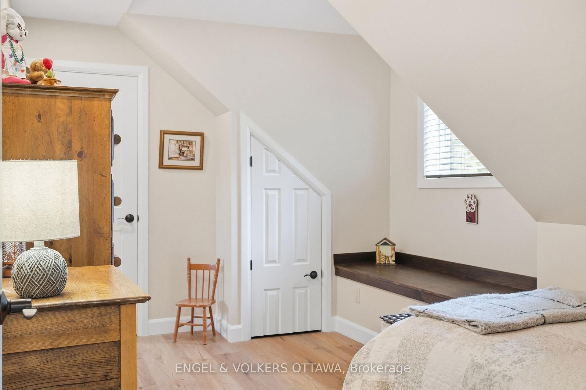 Photo 30 of 935 Kippen Road, McNab/Braeside, Mcnab/Braeside Twps — HOMEH