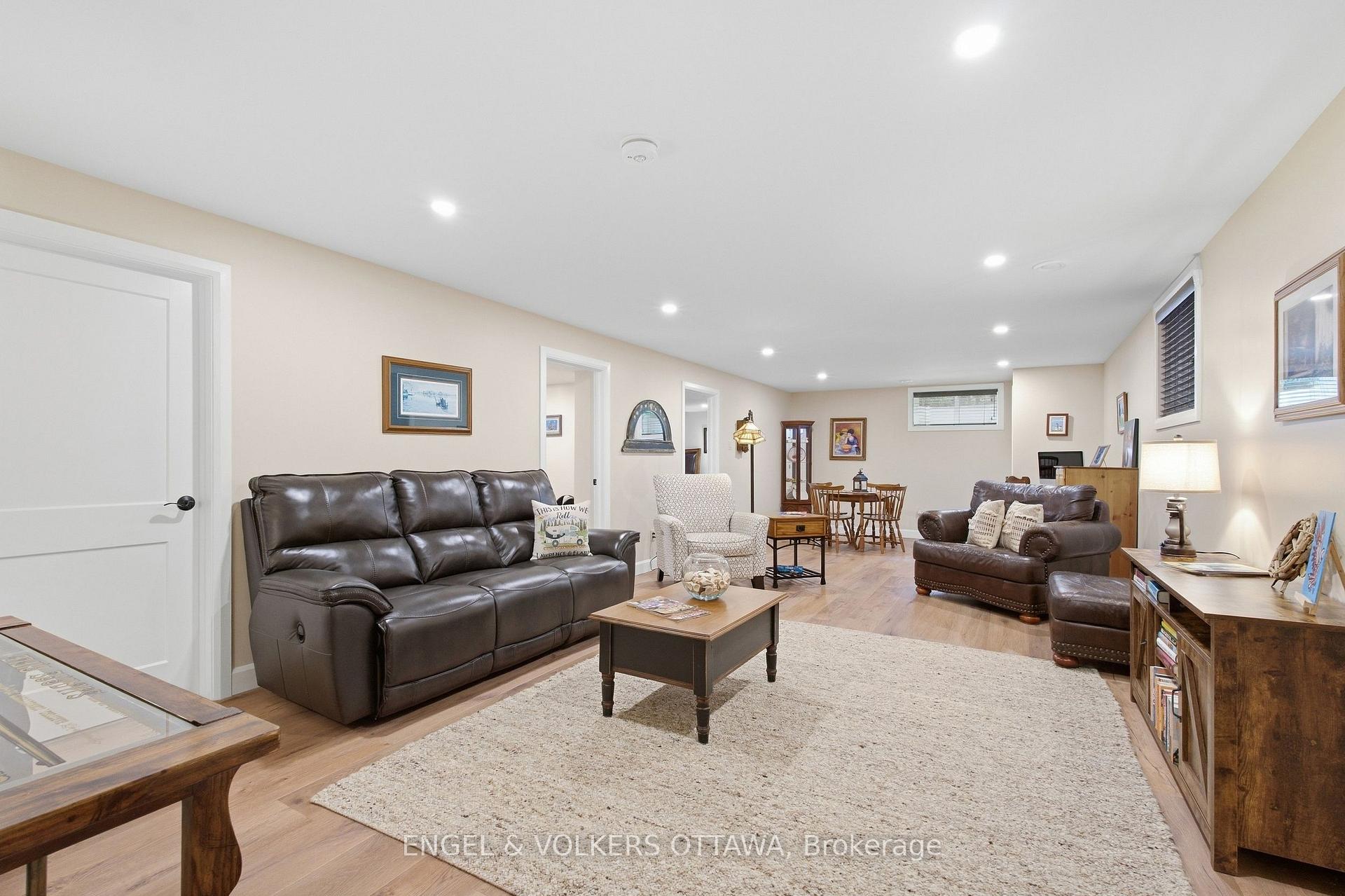 Photo 32 of 935 Kippen Road, McNab/Braeside, Mcnab/Braeside Twps — HOMEH