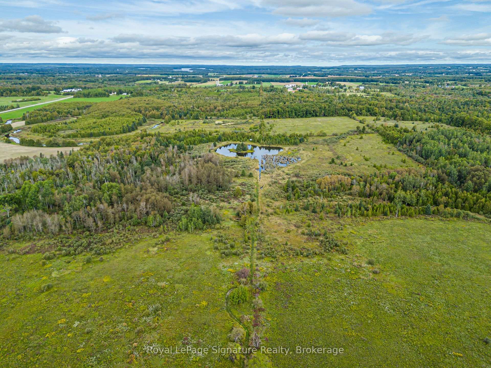 Photo 41 of 307027 Centre A Line, Grey Highlands — HOMEH
