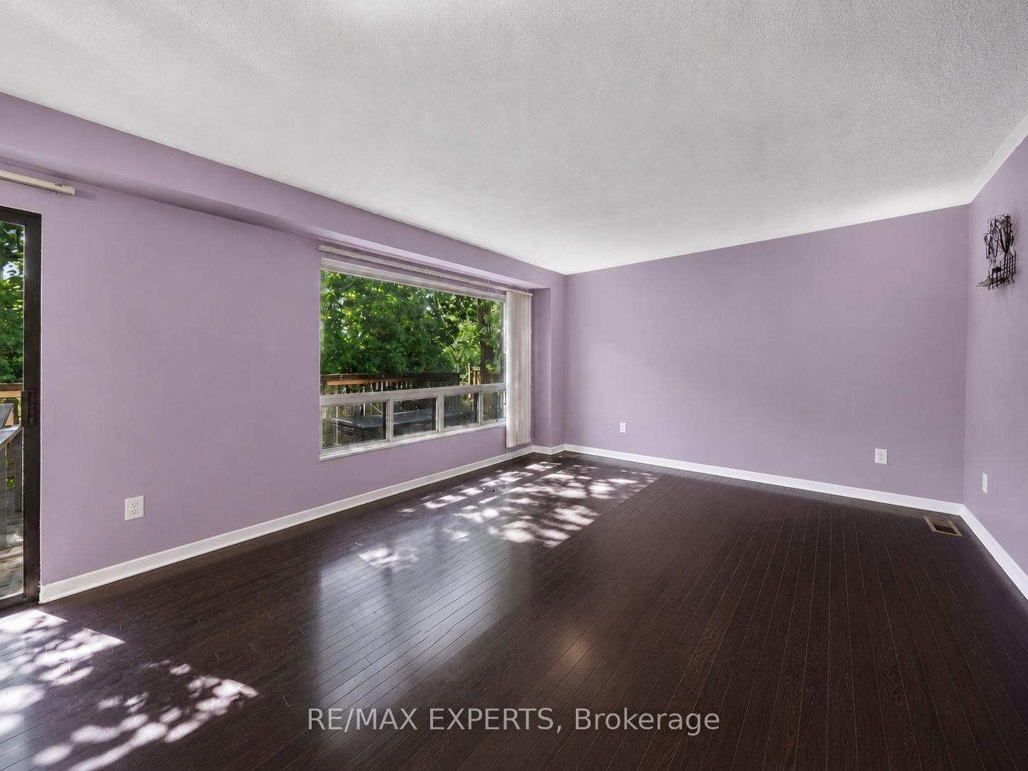 Photo 18 of 74 Downey Drive, Caledon, Bolton East — HOMEH