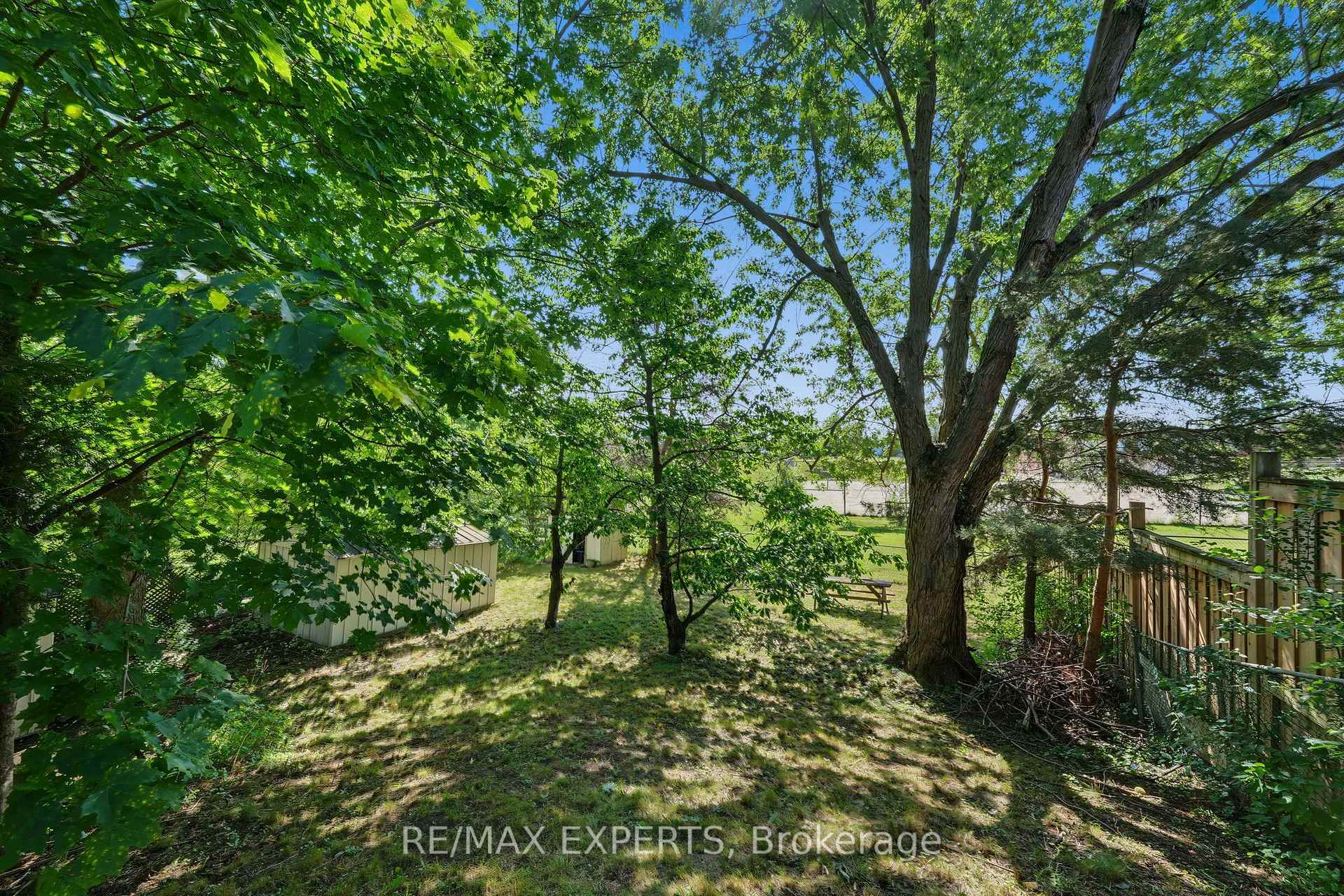 Photo 40 of 74 Downey Drive, Caledon, Bolton East — HOMEH
