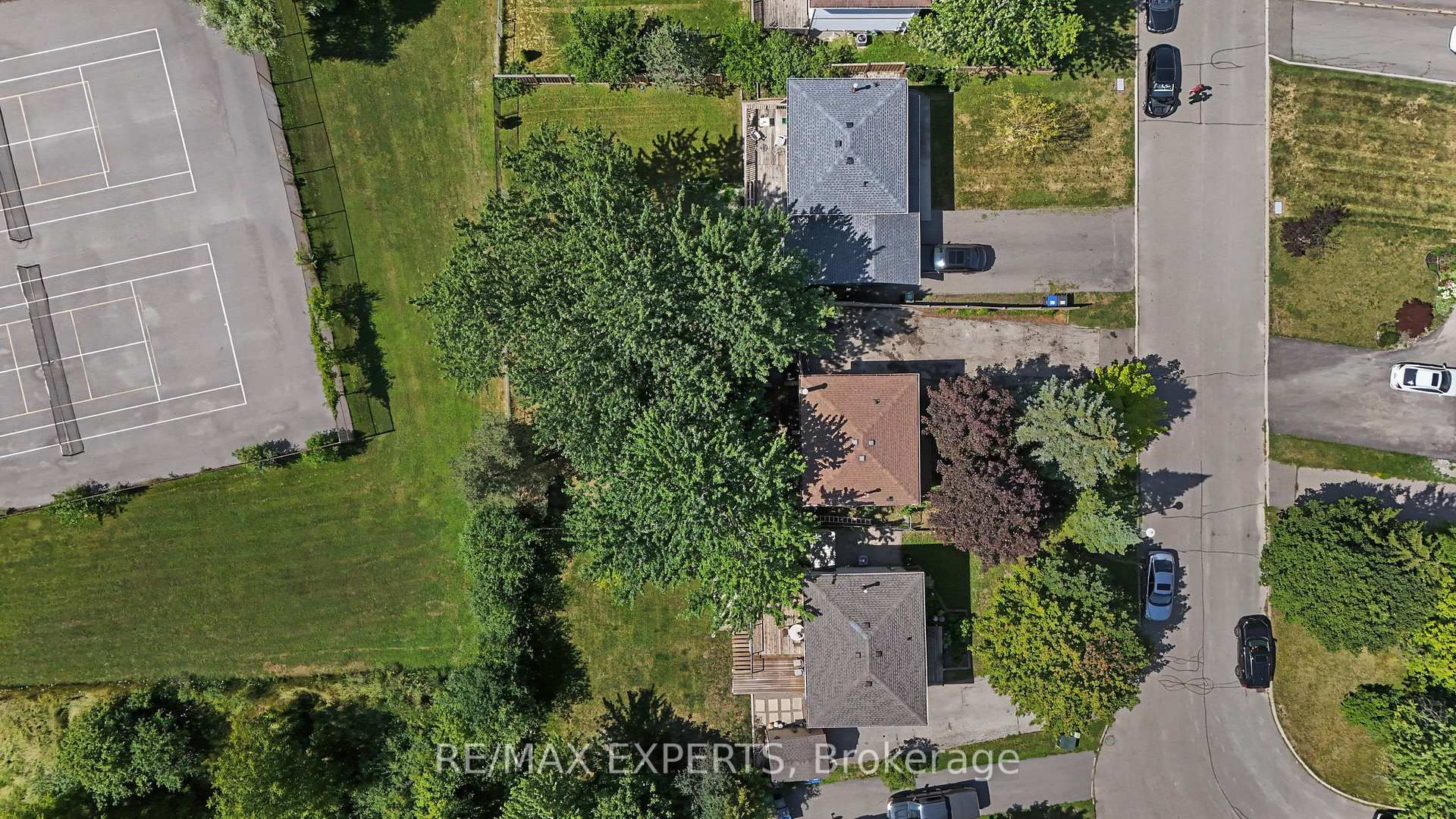Photo 43 of 74 Downey Drive, Caledon, Bolton East — HOMEH