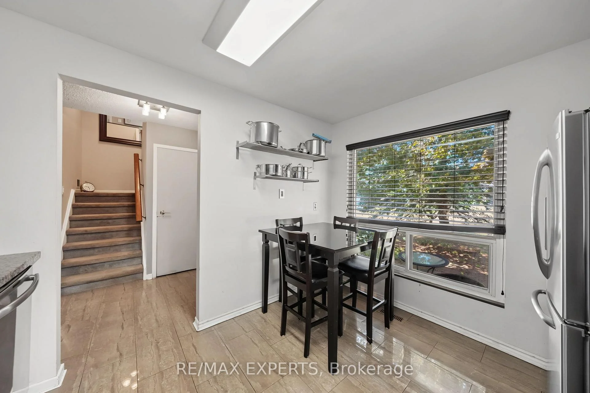 Photo 15 of 74 Downey Drive, Caledon, Bolton East — HOMEH