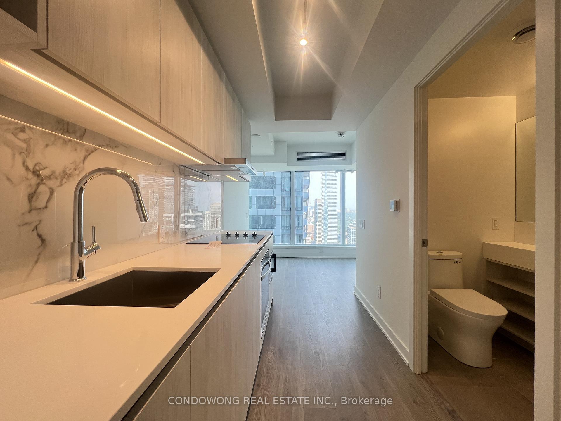 Photo 1 of Unit 4508, 8 Wellesley Street W, Toronto, Bay Street Corridor — HOMEH