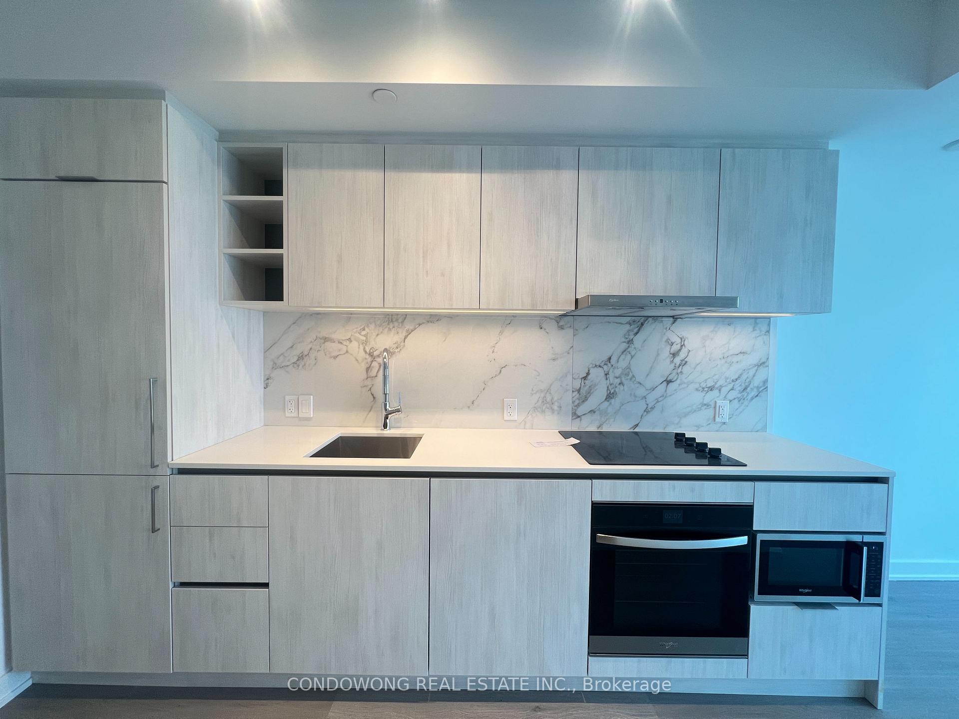 Photo 5 of Unit 4508, 8 Wellesley Street W, Toronto, Bay Street Corridor — HOMEH
